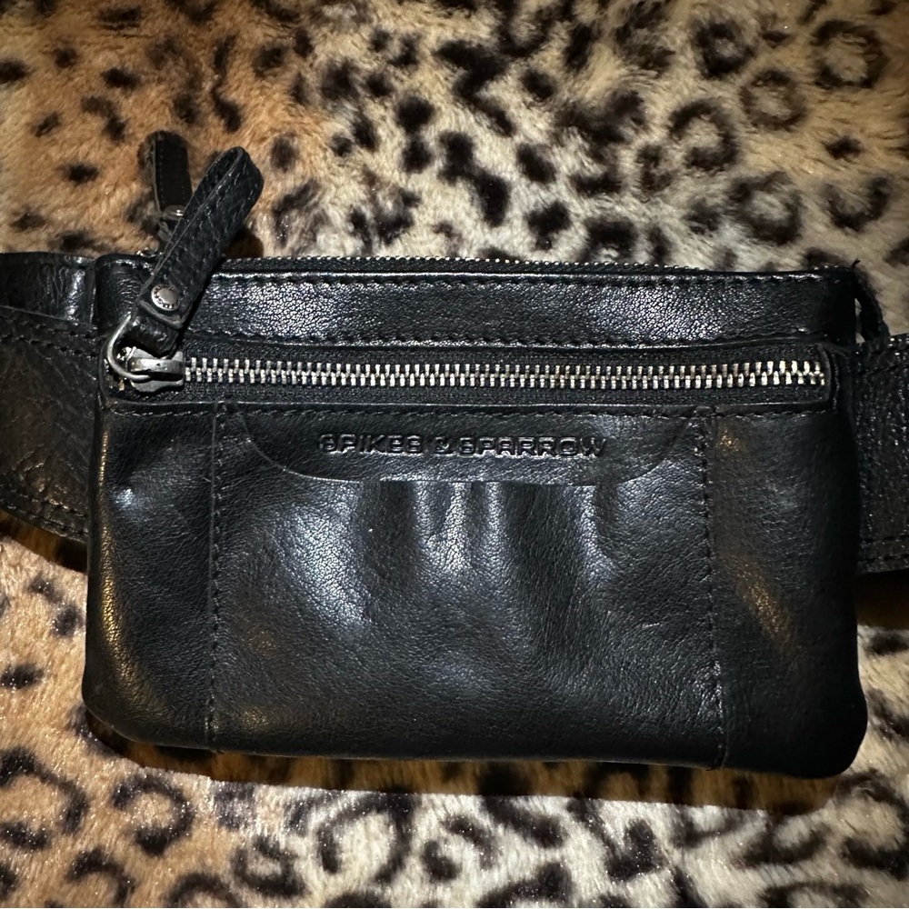 Spike & Sparrow Black Fanny Pack